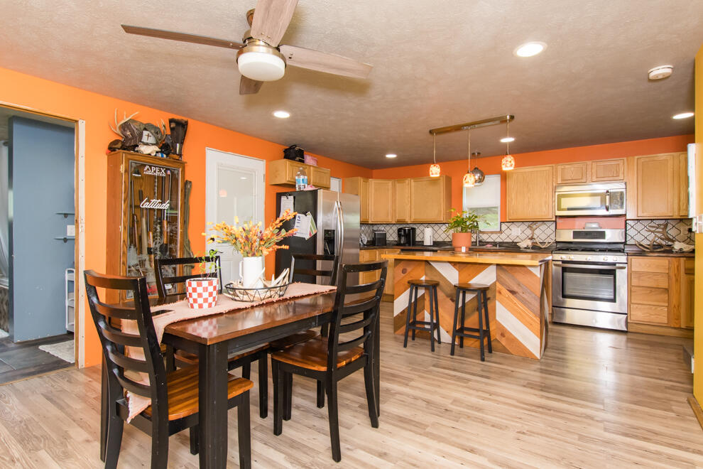 529 Clinton Street Property Photo 12