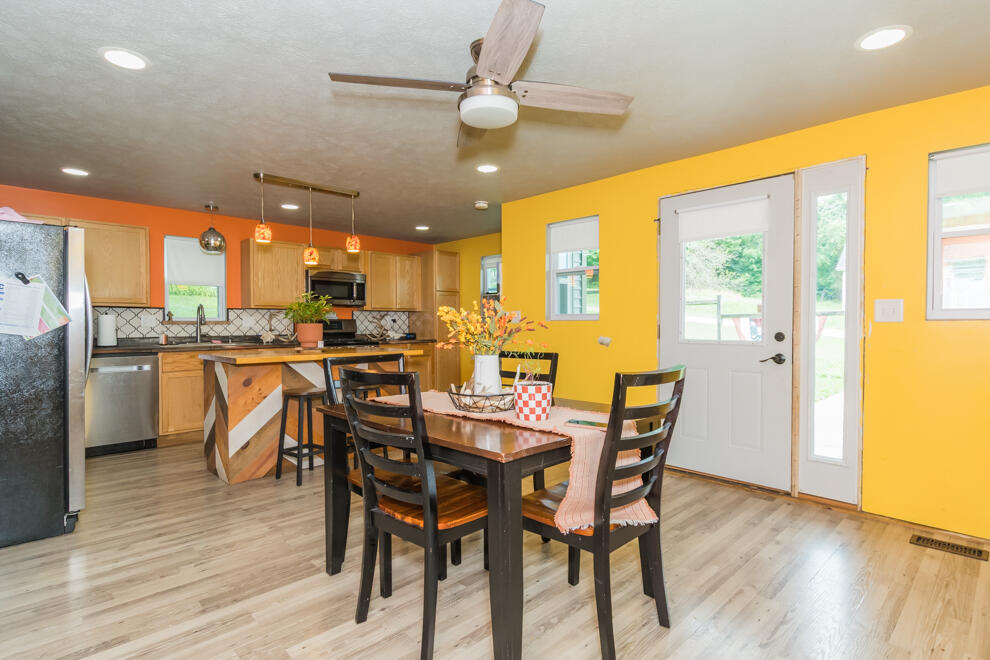 529 Clinton Street Property Photo 13