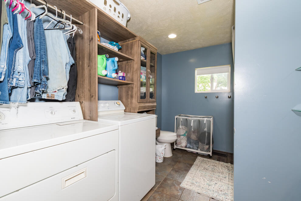 529 Clinton Street Property Photo 18