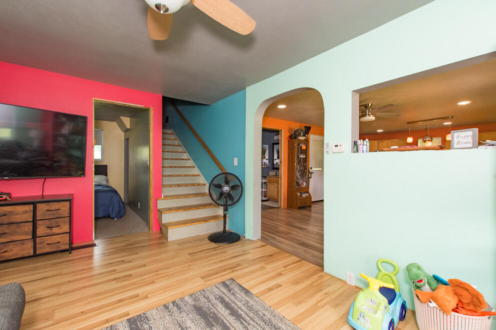 529 Clinton Street Property Photo 22