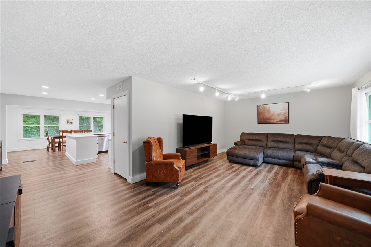 4802 Forrister Road Property Photo 9