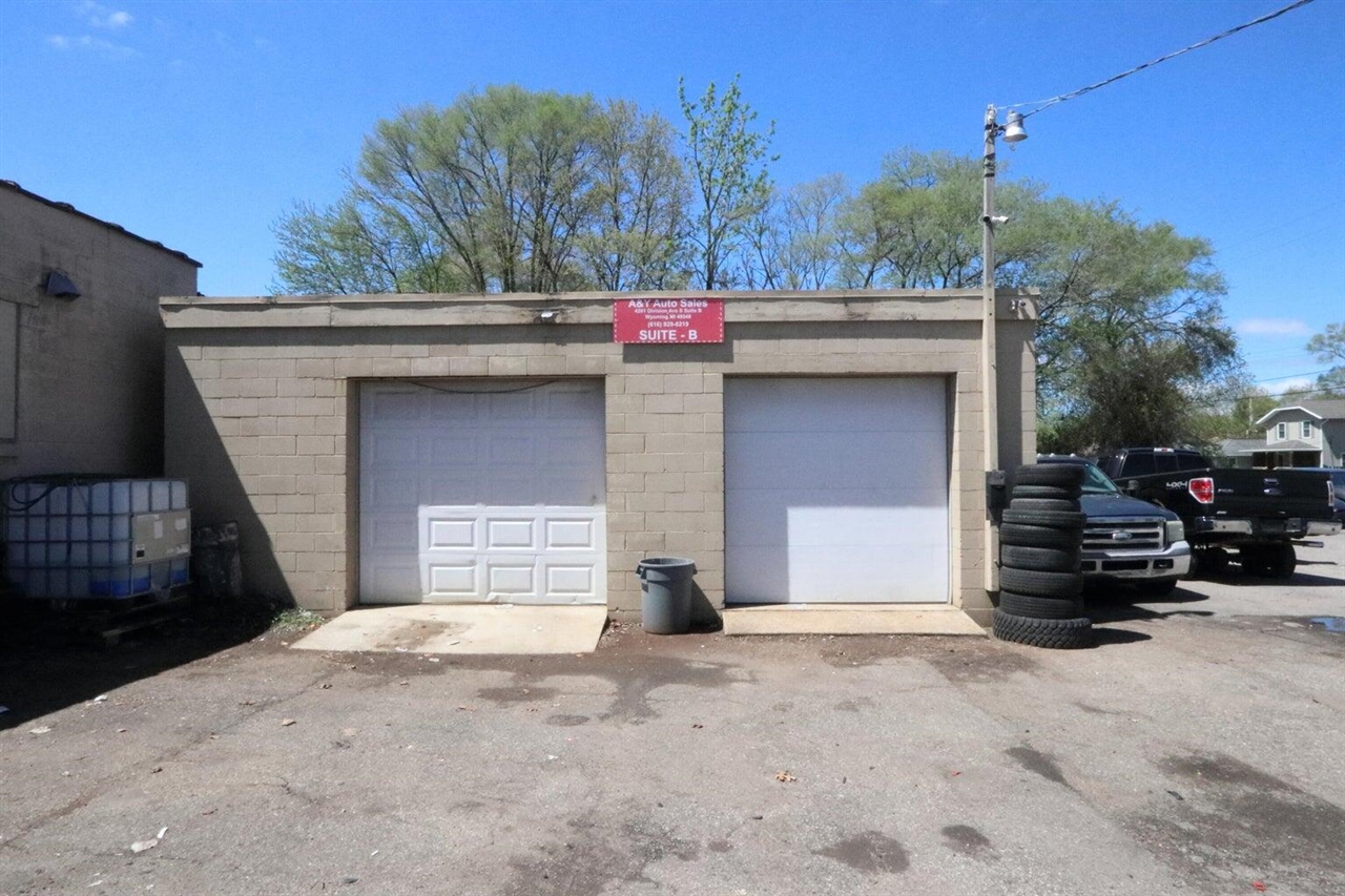 4201 Division Avenue Property Photo 25