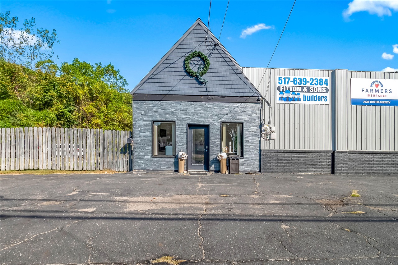 86 W Chicago Street Property Photo 19