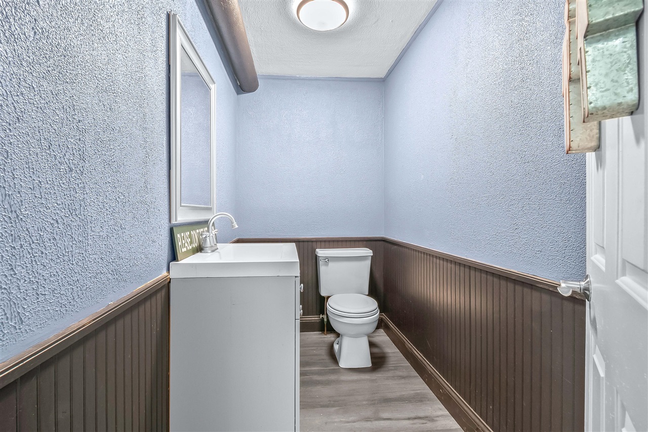86 W Chicago Street Property Photo 31