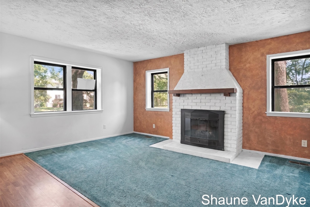 154 72nd Street Property Photo 4