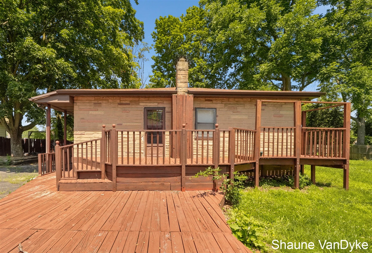 154 72nd Street Property Photo 47