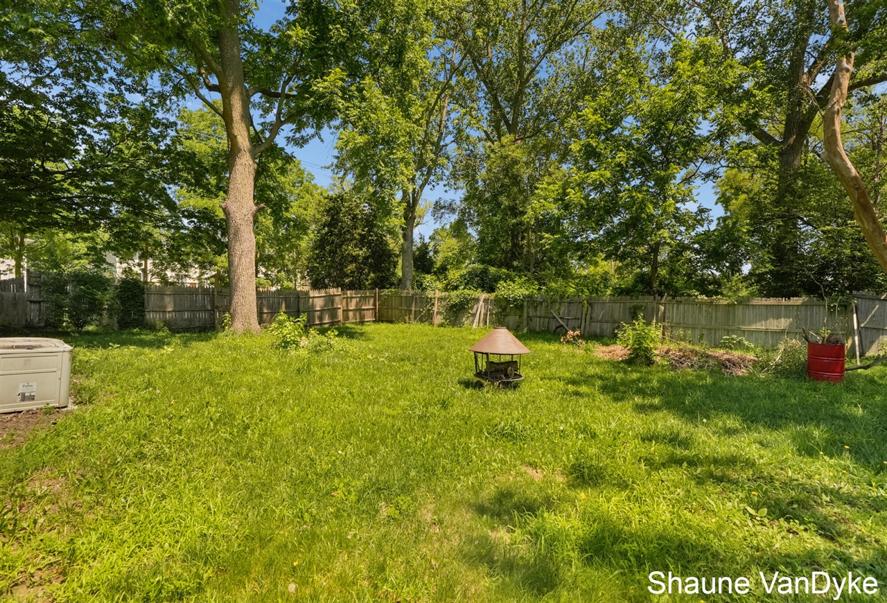 154 72nd Street Property Photo 53