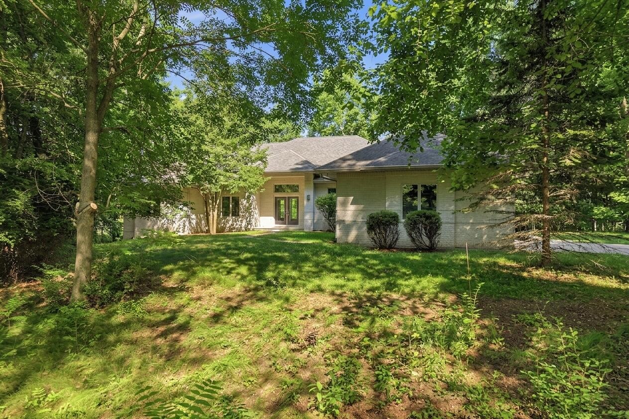 7544 Lake Hollow Court Property Photo 1