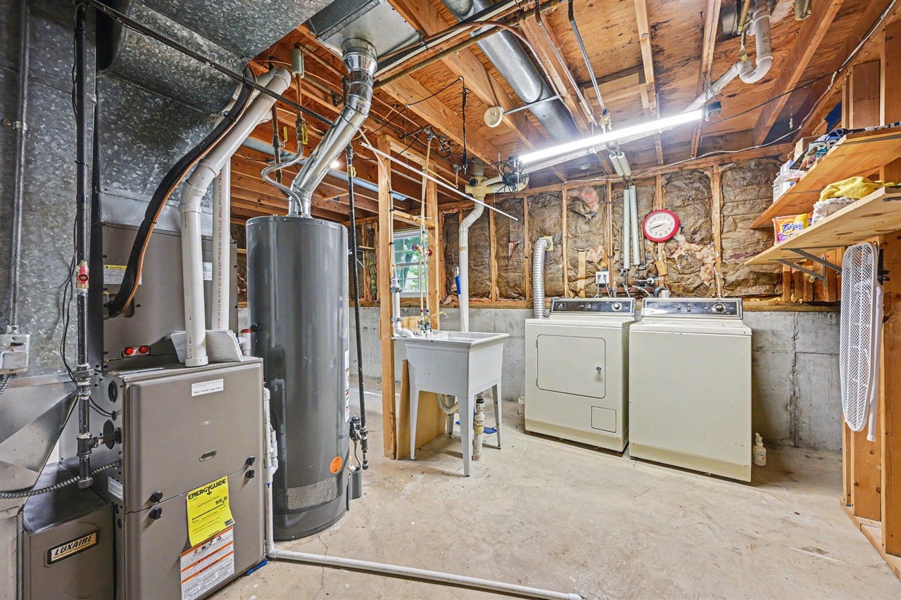 25581 Pleasant Drive Property Photo 20