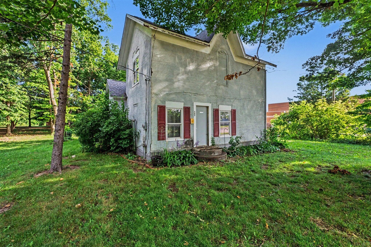 442 Saint Joseph Street Property Photo 1