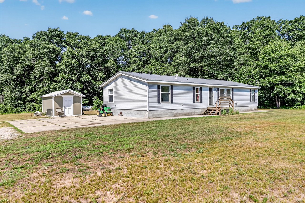 11703 Nichols Road Property Photo 1