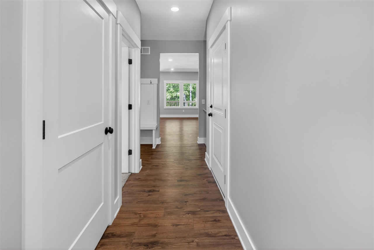 17428 Ridge Avenue Property Photo 3