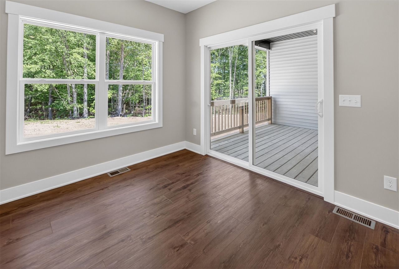 17428 Ridge Avenue Property Photo 12