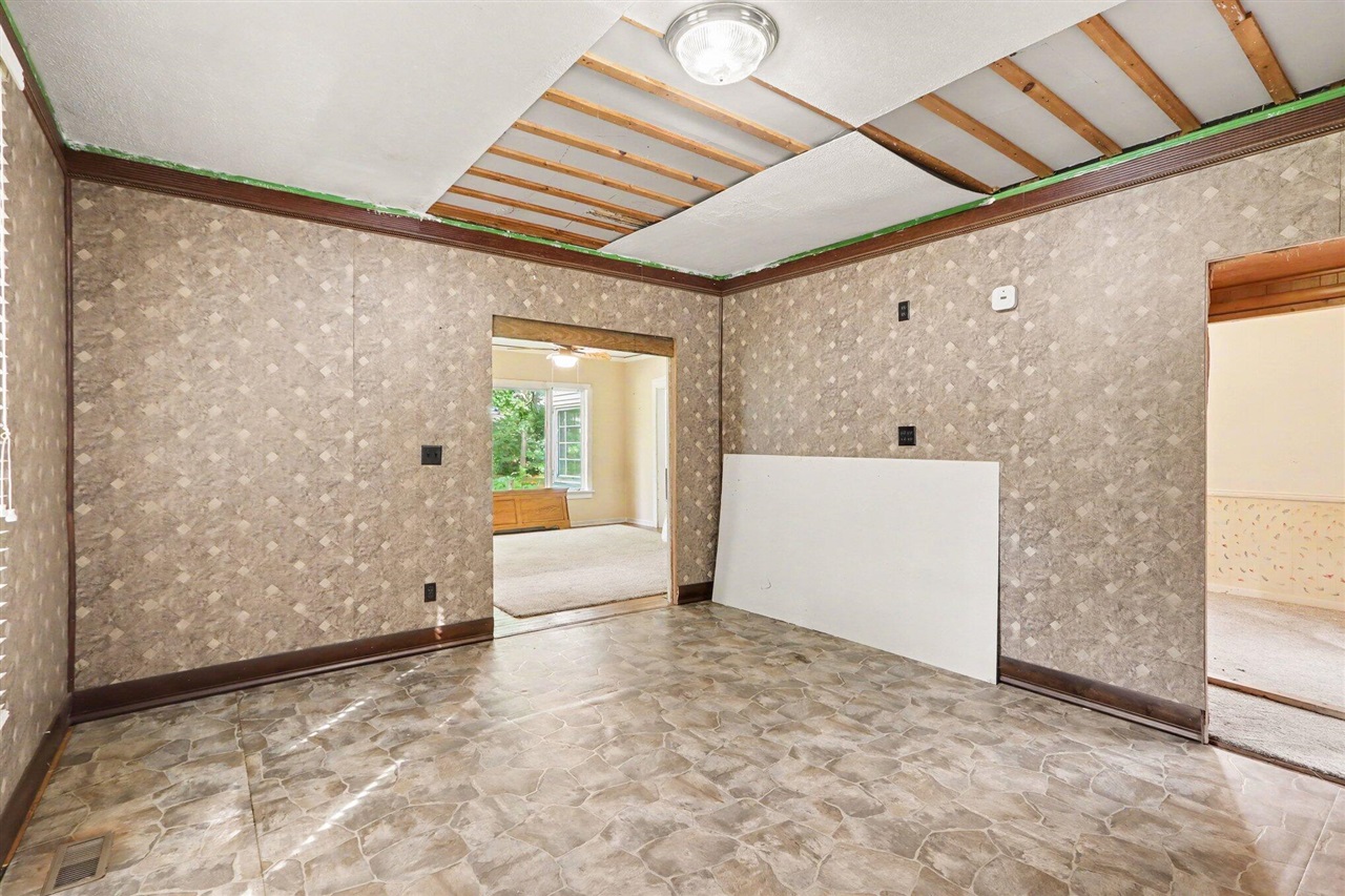 12671 Fort Custer Drive Property Photo 8