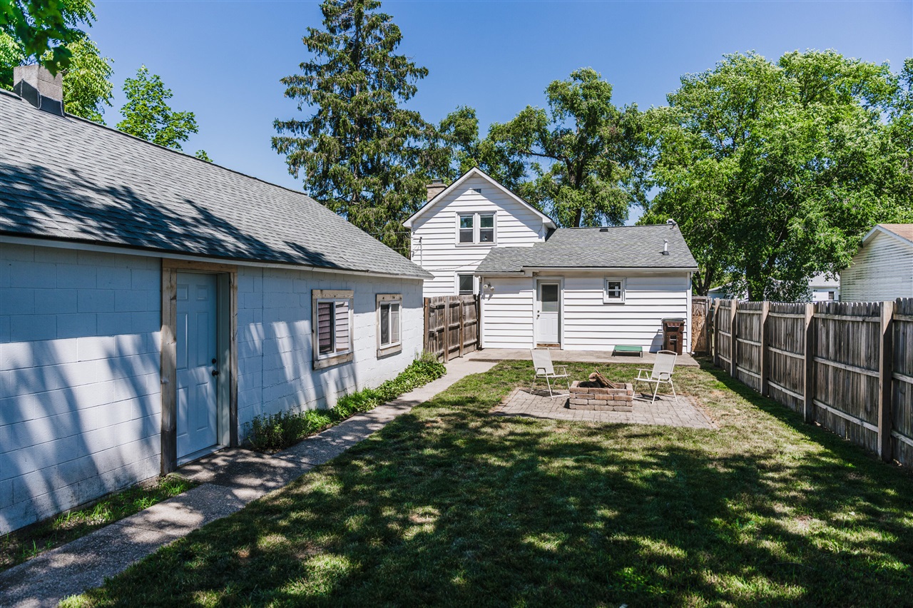 1025 Marion Avenue Property Photo 21