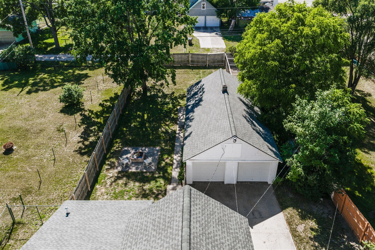 1025 Marion Avenue Property Photo 30