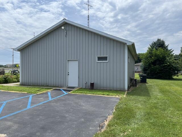 8777 Red Arrow Highway Property Photo 25