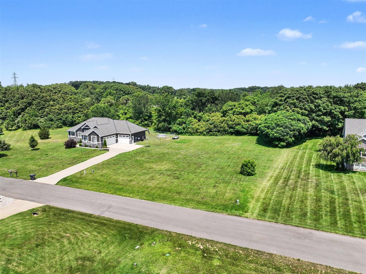 5656 Meadow Lane Property Photo 2