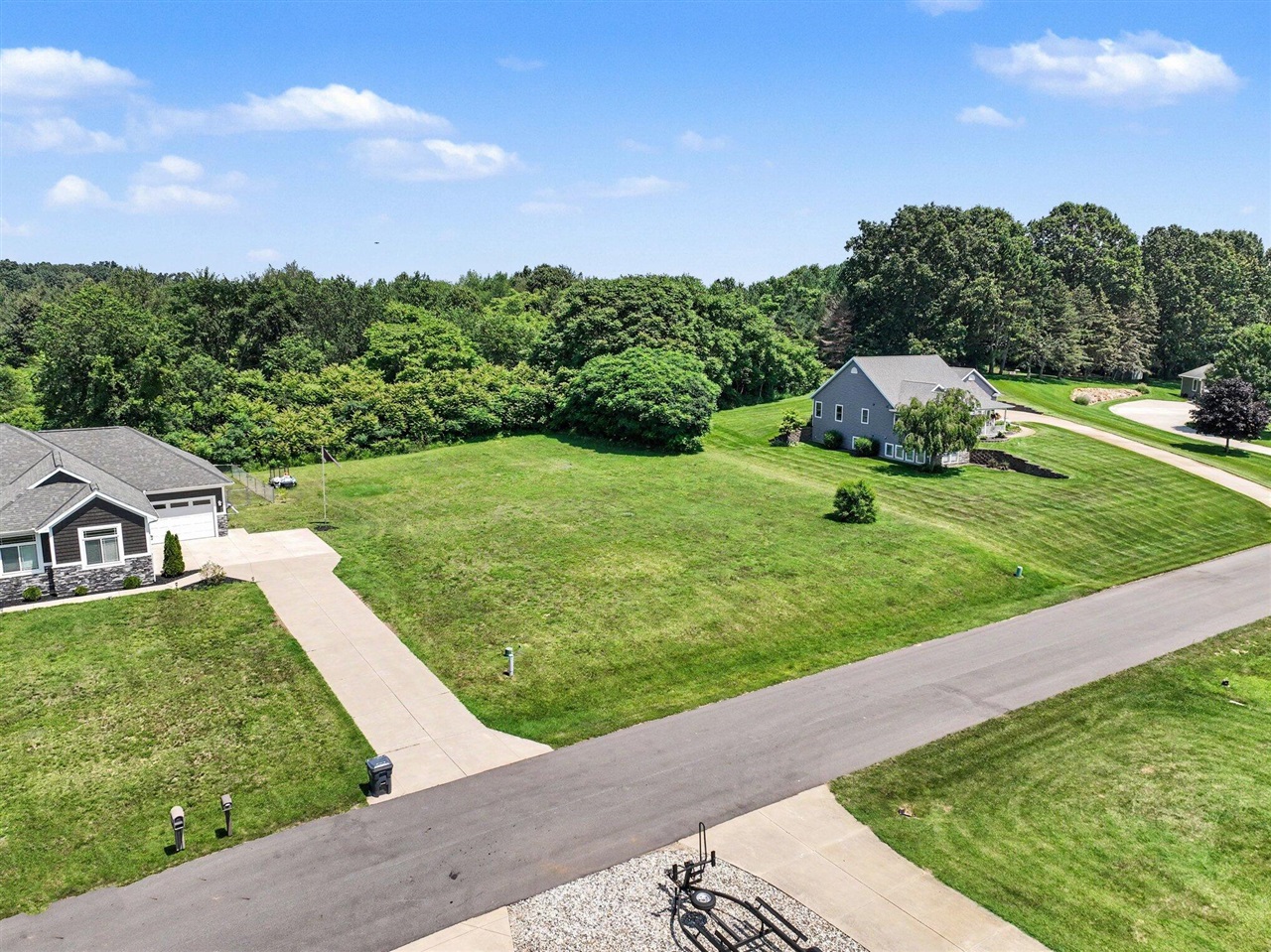 5656 Meadow Lane Property Photo 6