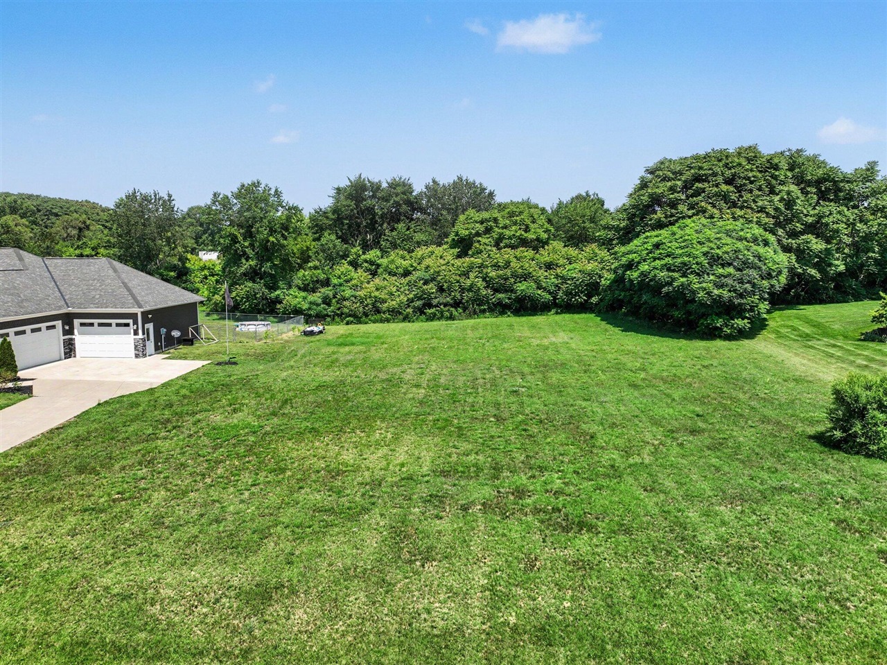 5656 Meadow Lane Property Photo 8