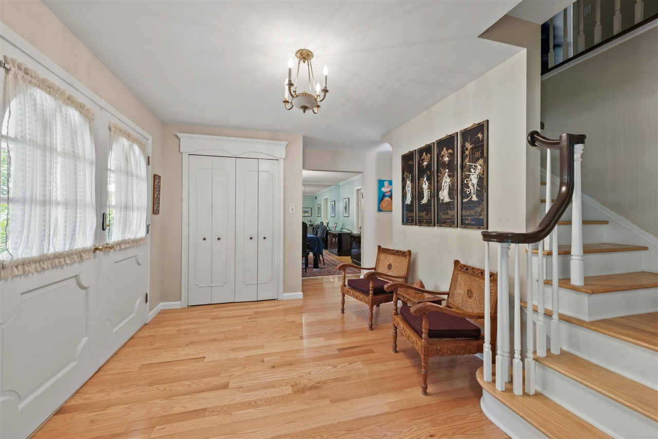 28550 Tavistock Trail Property Photo 3
