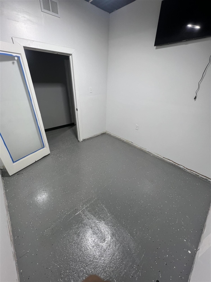 14750 Puritan Avenue Property Photo 18