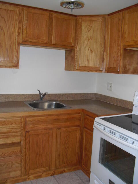 442 S First Street Property Photo 3