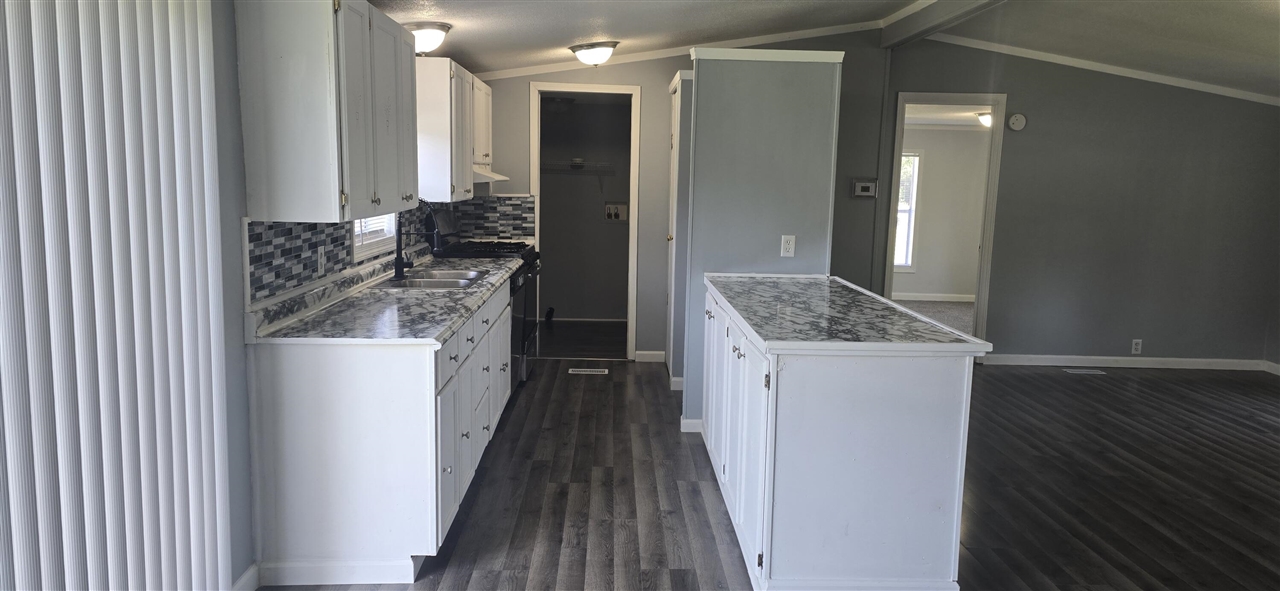 509 Spring Harbor Boulevard Property Photo 3