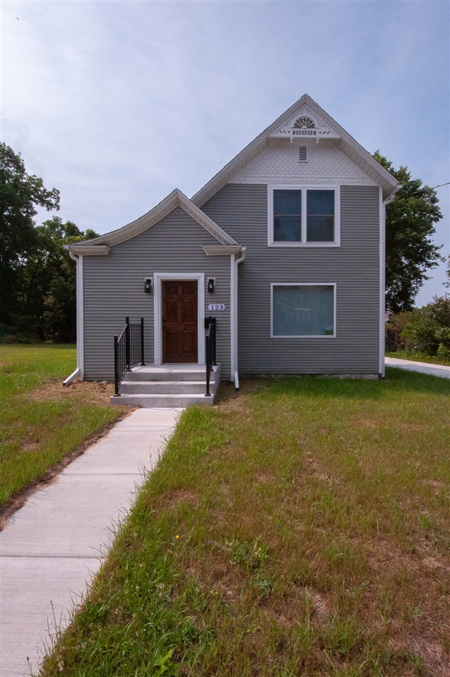 123 W Manchester Street Property Photo 1