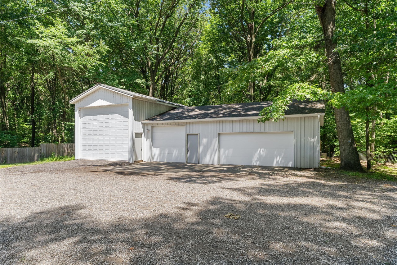 2944 64th Street Property Photo 30