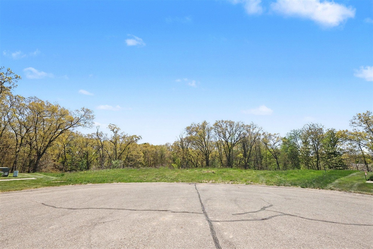 4277 Trail View Property Photo 1