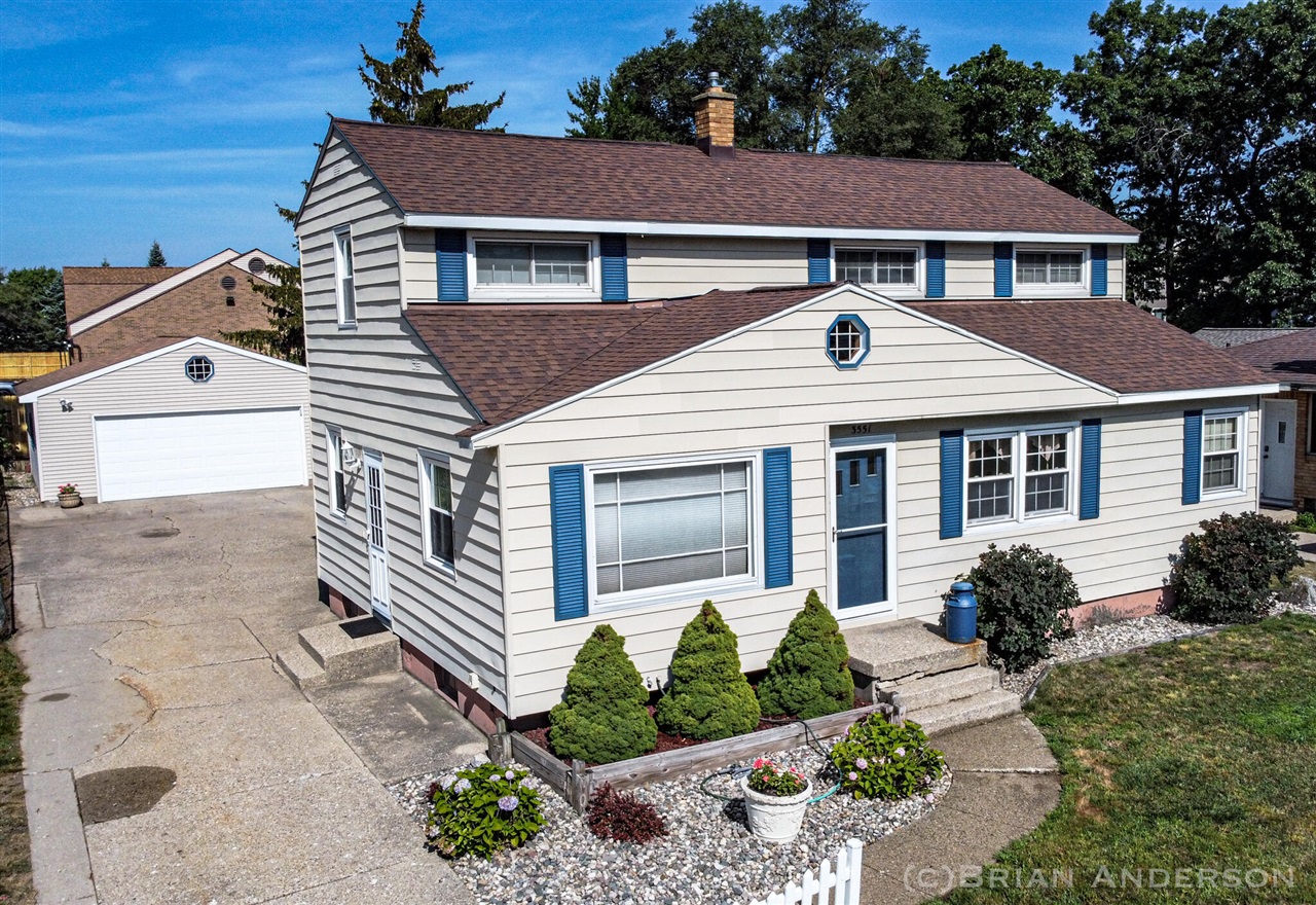 3551 Parkland Avenue Property Photo 1