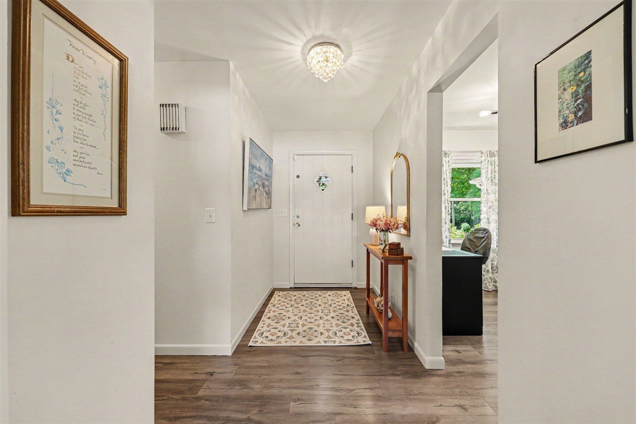 4815 Firethorne Drive Property Photo 10