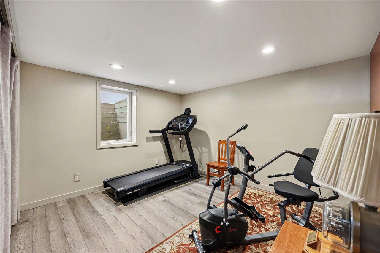 4815 Firethorne Drive Property Photo 21