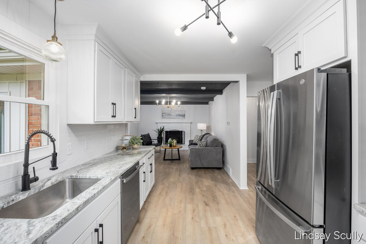 1955 Millbank Street Property Photo 14