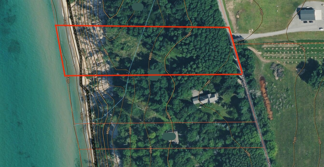 4539 S Lakeshore Drive Property Photo 9