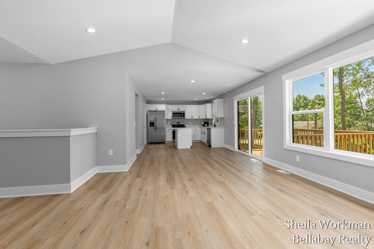 6381 Wood School Road Property Photo 8