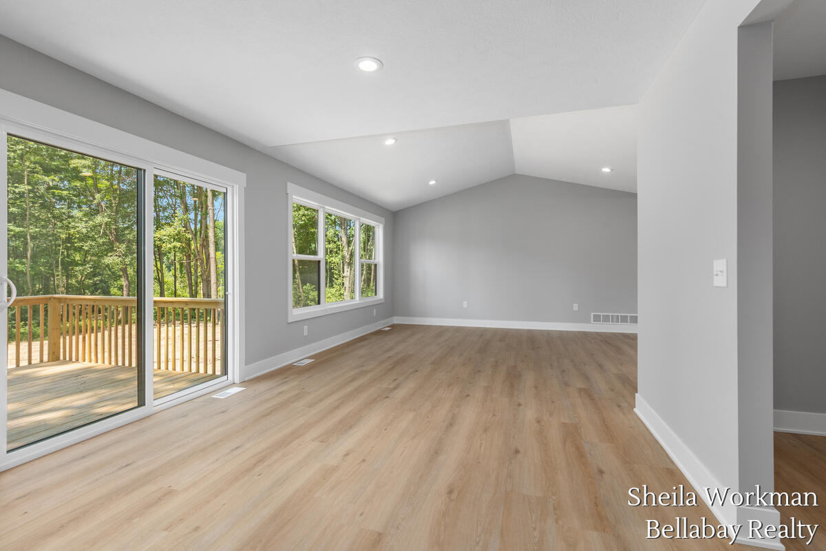 6381 Wood School Road Property Photo 10
