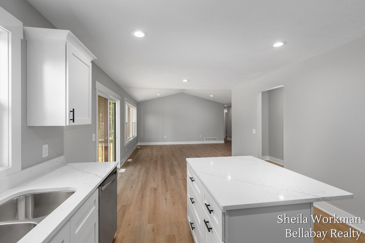 6381 Wood School Road Property Photo 13