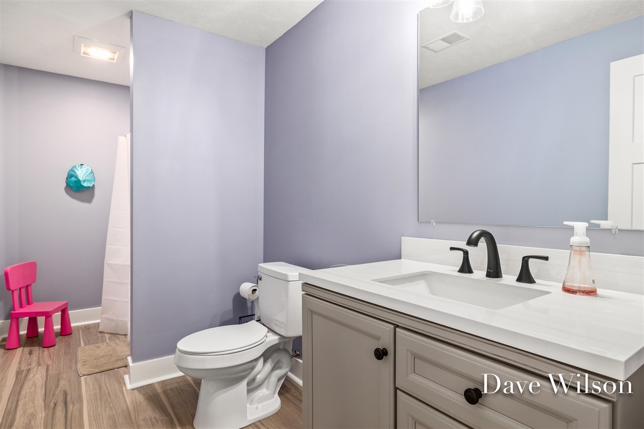 6699 Summer Meadows Drive Property Photo 28