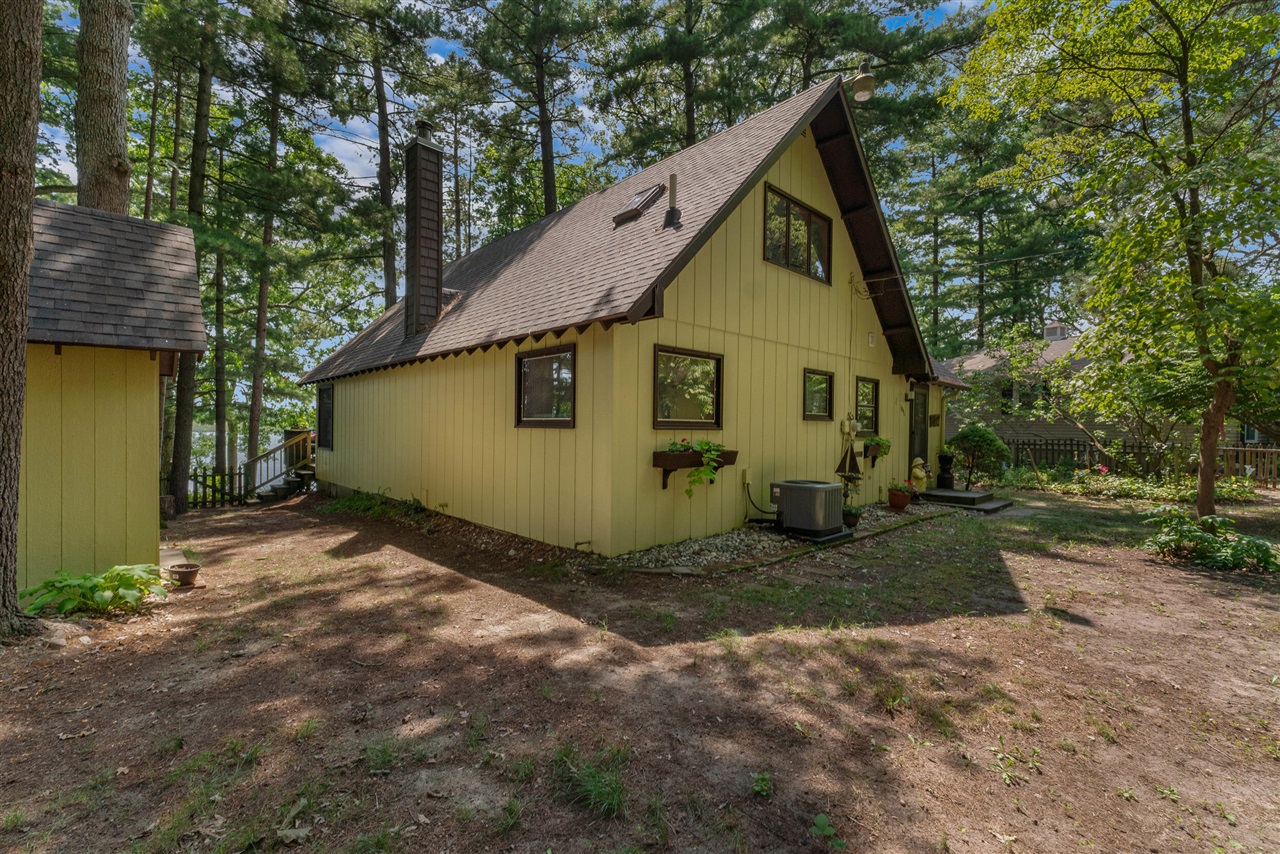 1890 Hemlock Crest Drive Property Photo 14