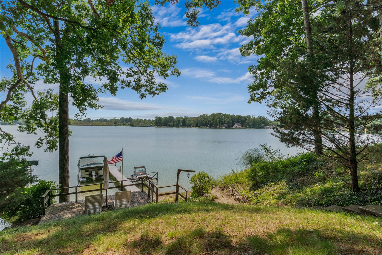 1890 Hemlock Crest Drive Property Photo 24