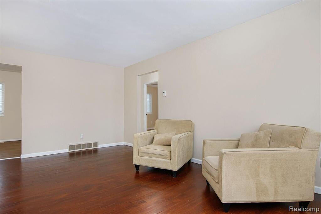 4839 Mansfield Avenue Property Photo 9