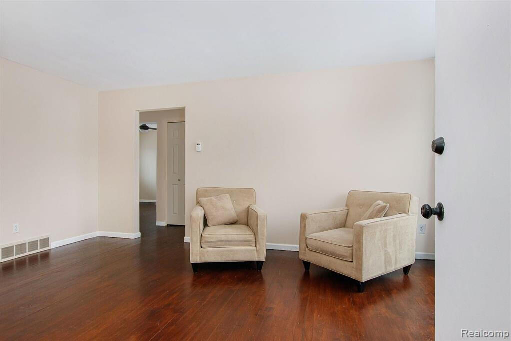 4839 Mansfield Avenue Property Photo 10