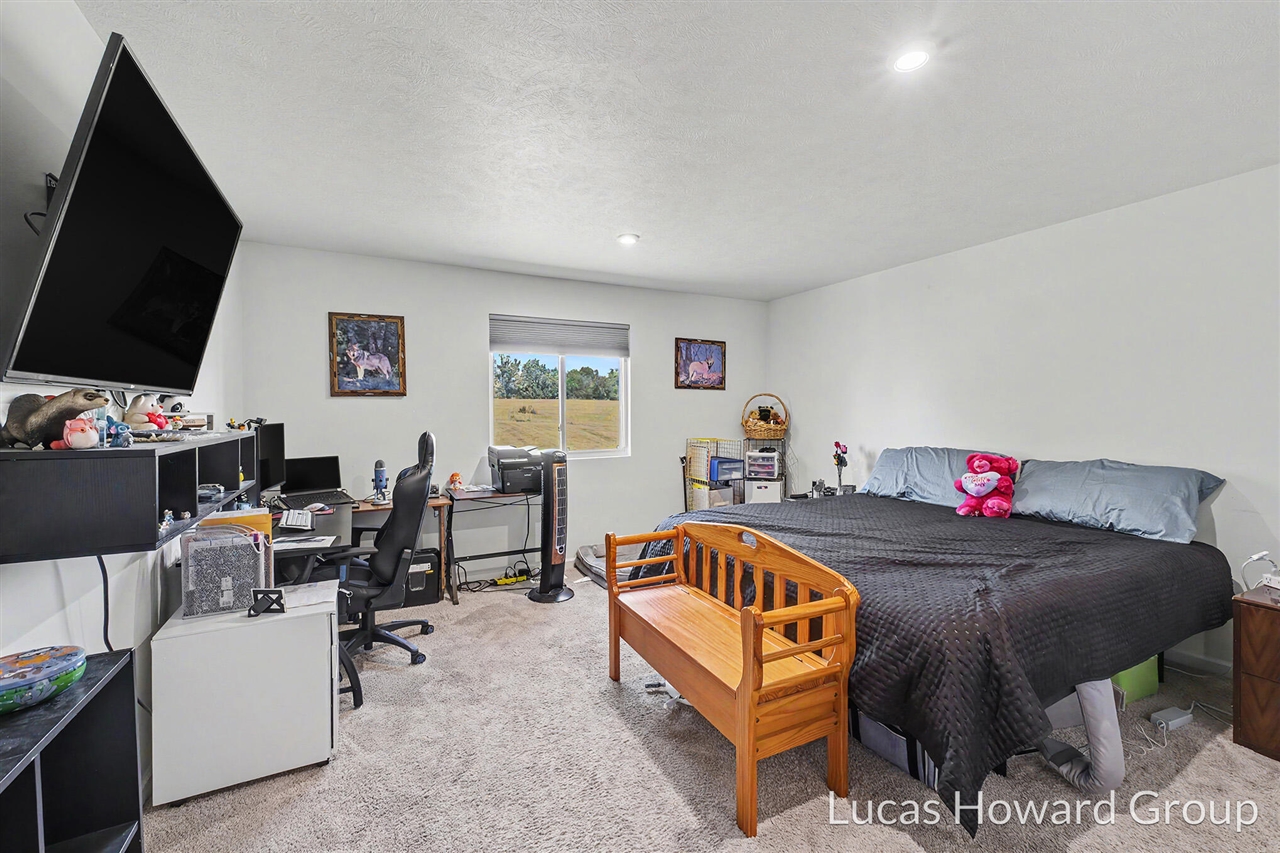 6791 Sydney Street Property Photo 16