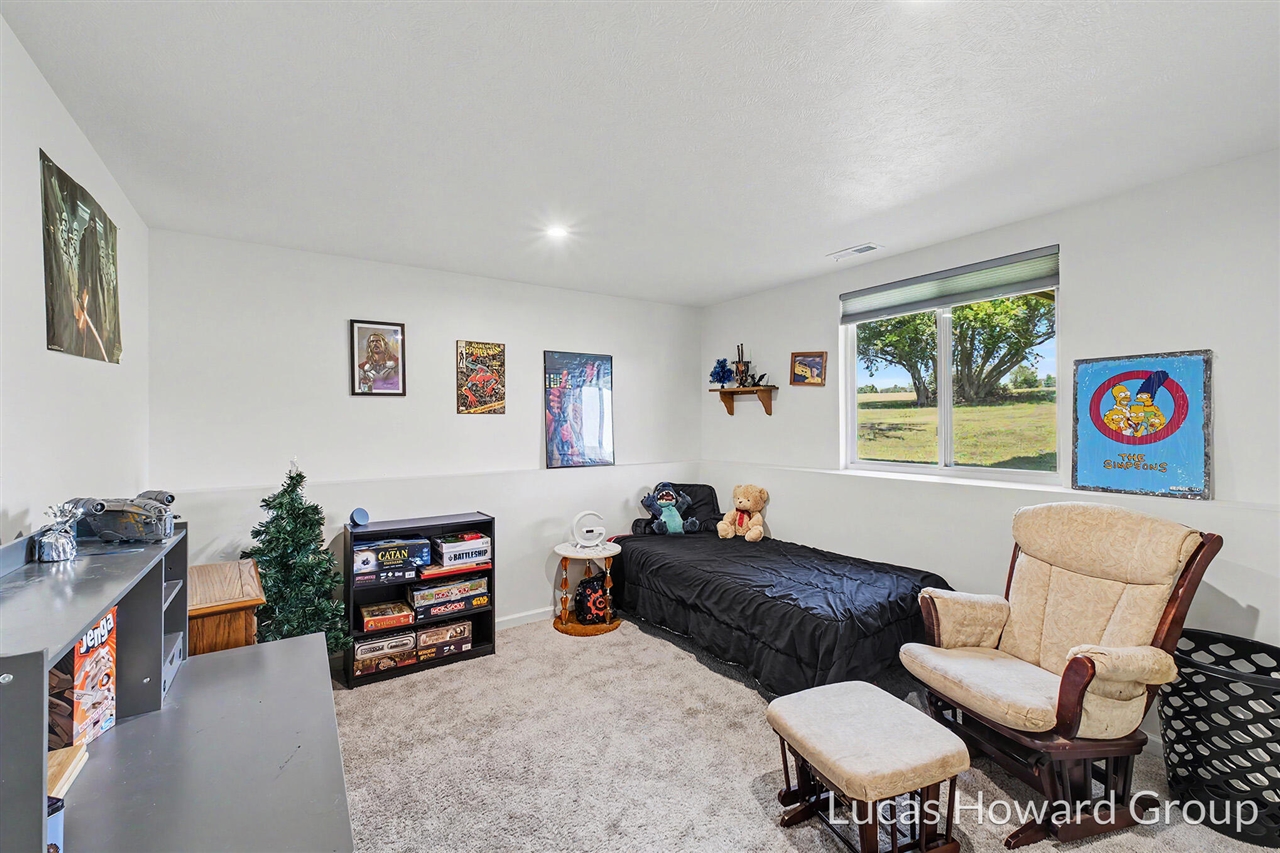 6791 Sydney Street Property Photo 18