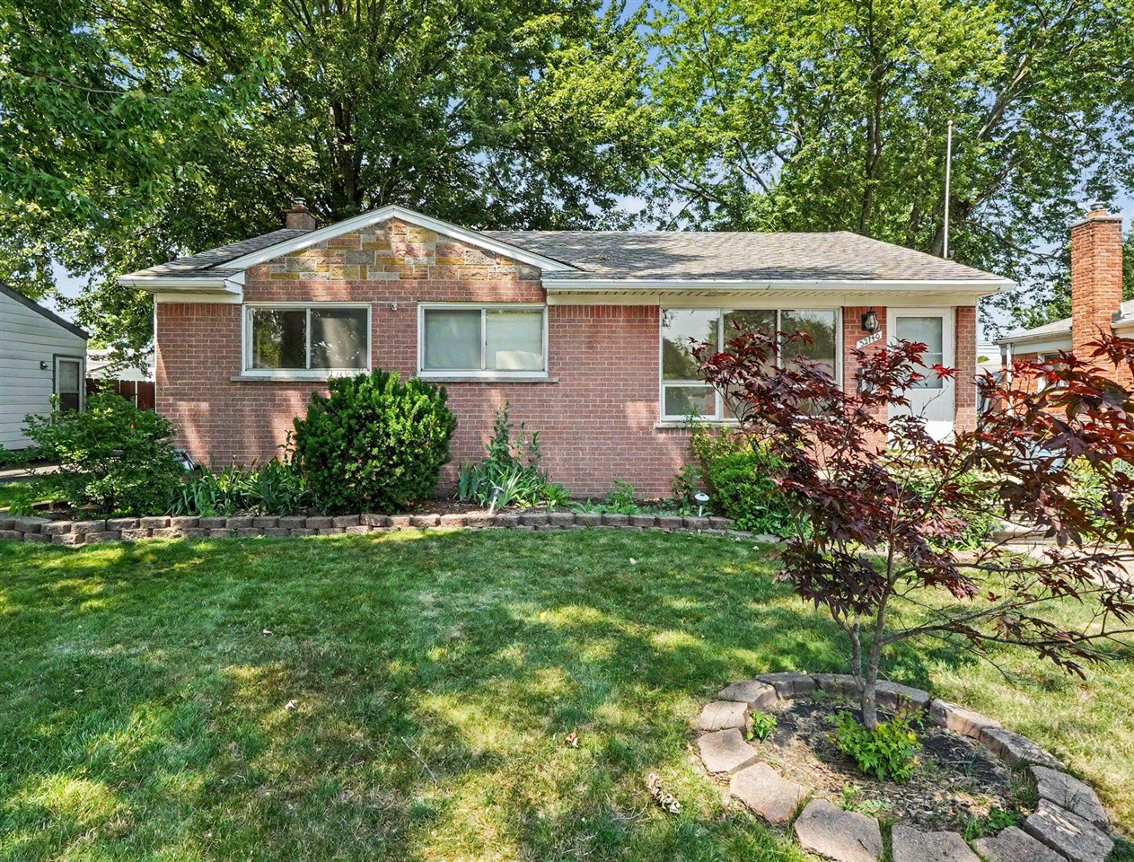 32740 Grandview Avenue Property Photo 1