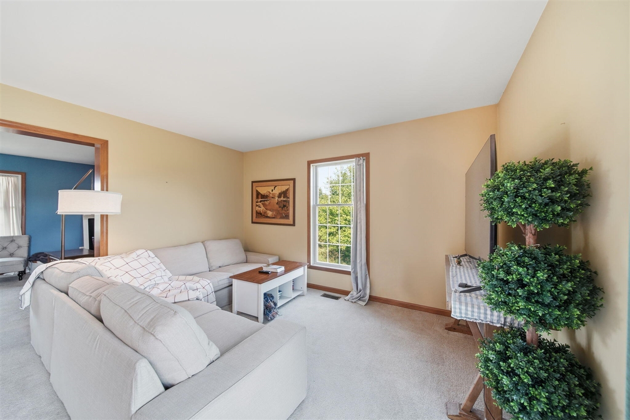 11329 Rosemary Lane Property Photo 14