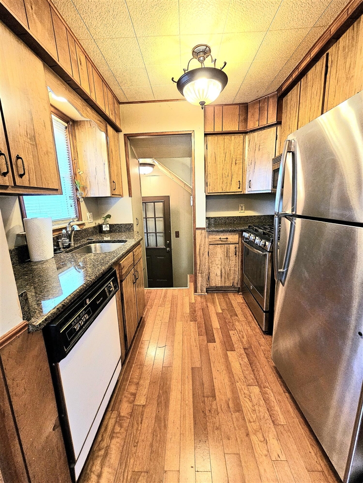 4269 5th Street Property Photo 7