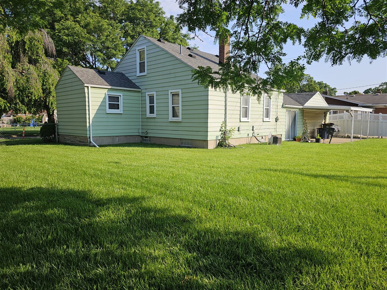 4269 5th Street Property Photo 22